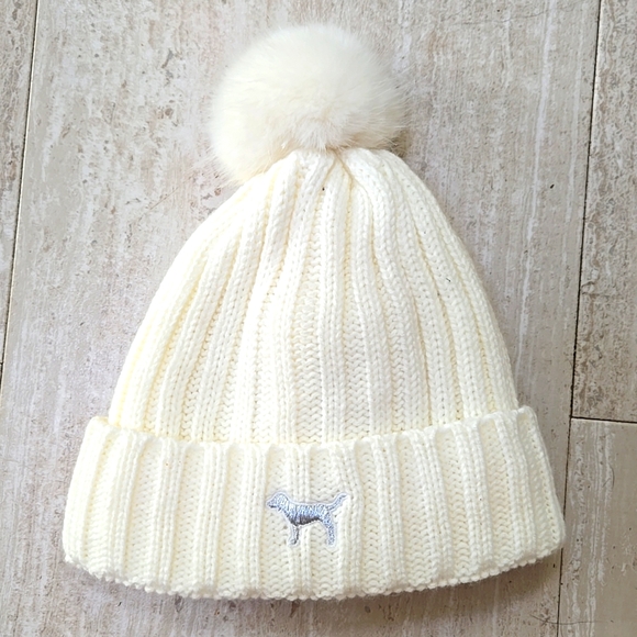 PINK Victoria's Secret Accessories - PINK Victoria's Secret Creamy White Faux Fur Pom Pom Beanie